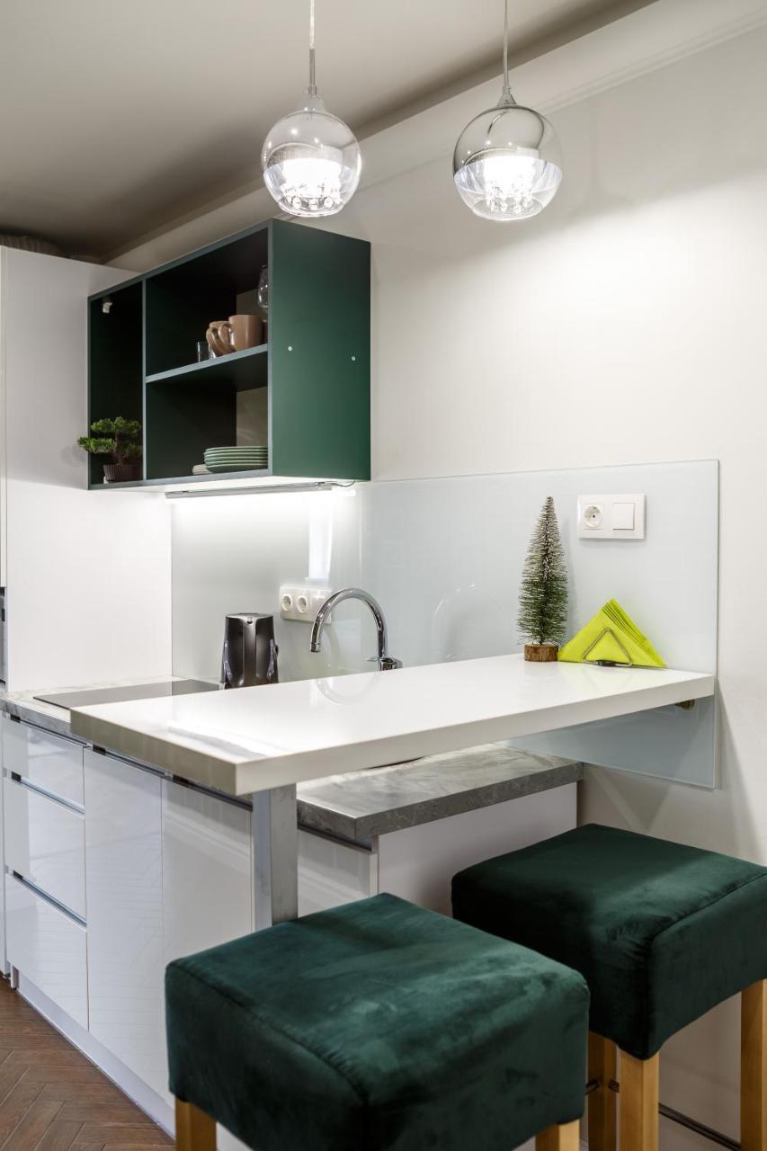 Green Apartment Lviv Ngoại thất bức ảnh