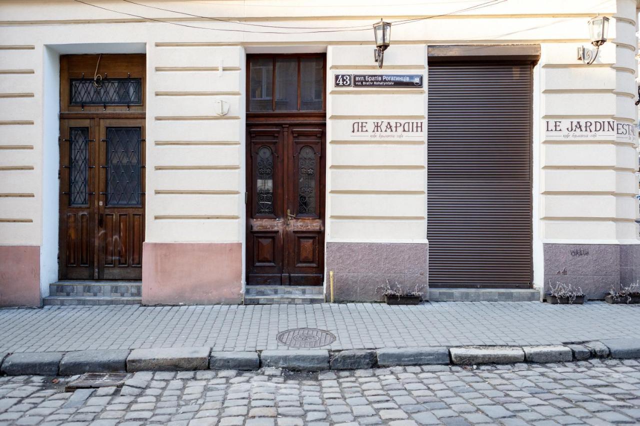 Green Apartment Lviv Ngoại thất bức ảnh
