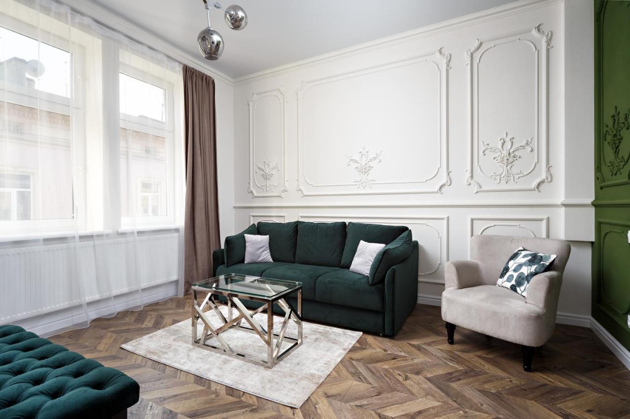 Green Apartment Lviv Ngoại thất bức ảnh